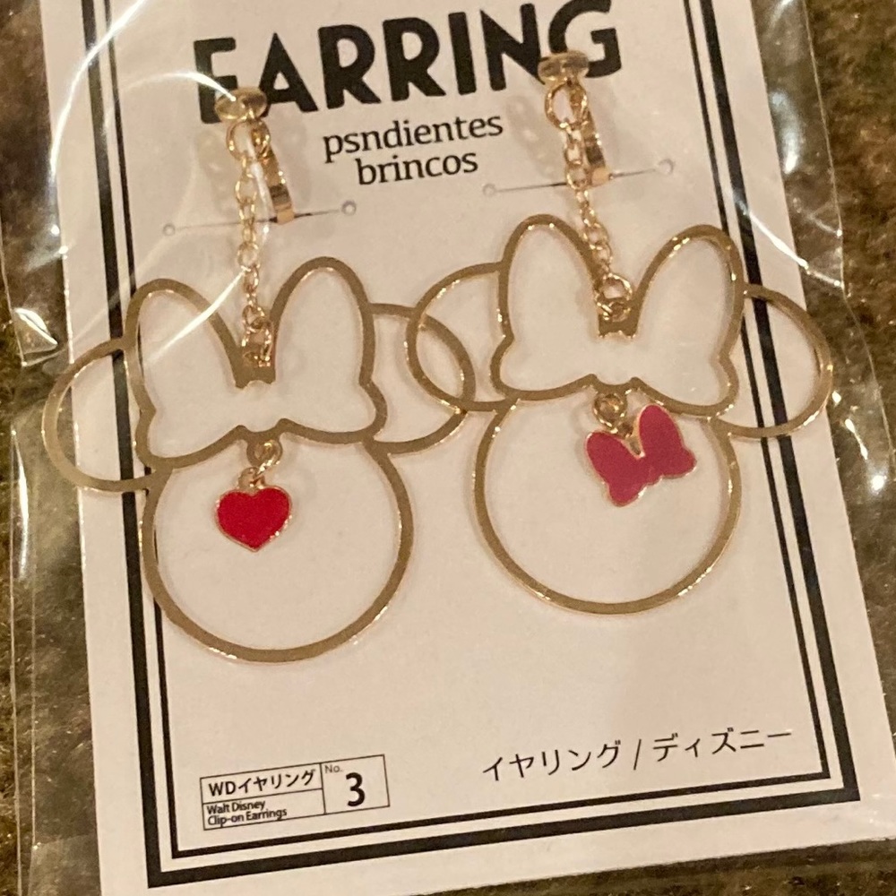 Gold Tone Minnie Mouse Silhouette Clip On Earrings - Picture 2 of 6